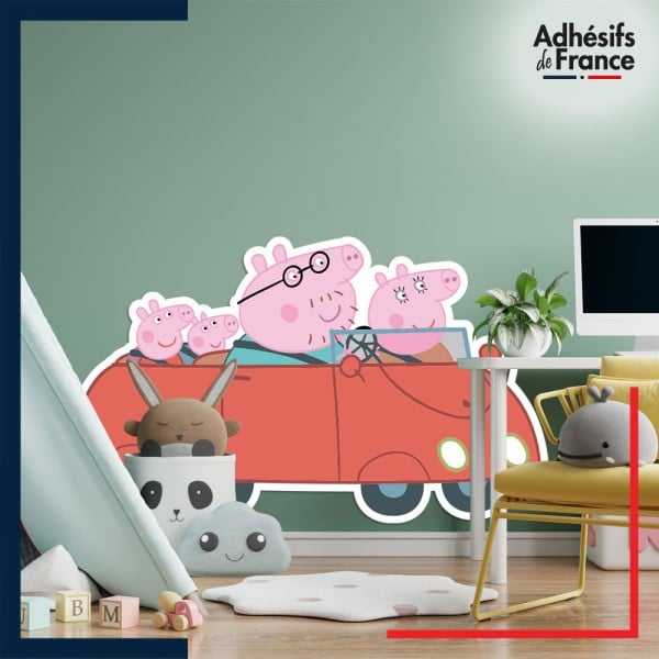 Adhésif grand format Peppa Pig - Famille Pig en voiture