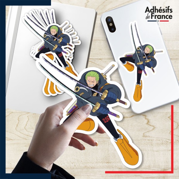 autocollant petit format One Piece - Roronoa Zoro tenue SSG
