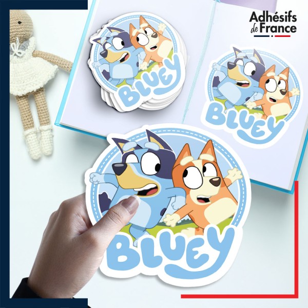 autocollant petit format Bluey - Logo Bluey et Bingo
