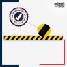 Vinyle adhésif antidérapant haute résistance avec plastification R10. Bande jaune et noire