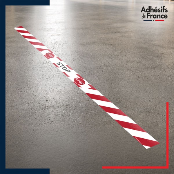 Bande adhésive de sécurité pour délimiter les zones. Bande rouge et blanche - Stop