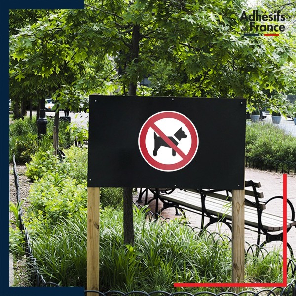 sticker autocollant norme iso 7010 interdiction d'accès aux chiens