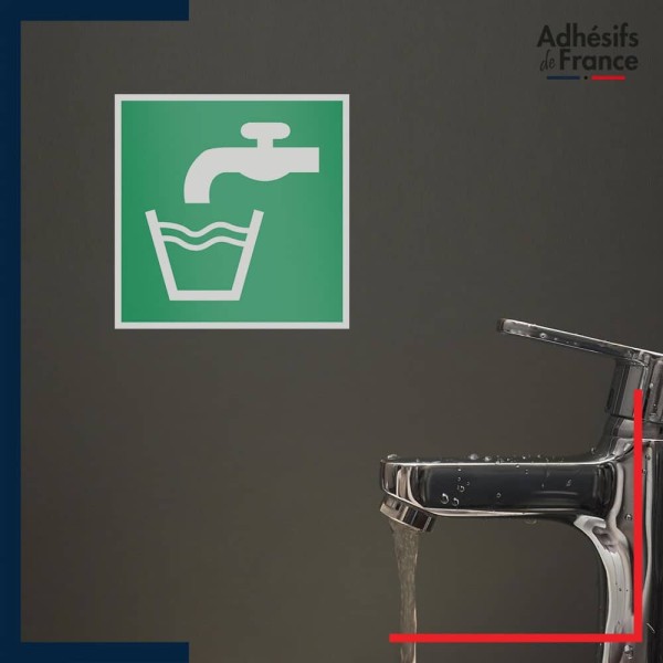 adhésif norme iso 7010  eau potable