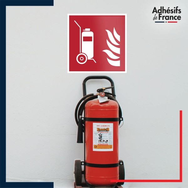 sticker autocollant norme iso 7010 Extincteur d’incendie sur roues