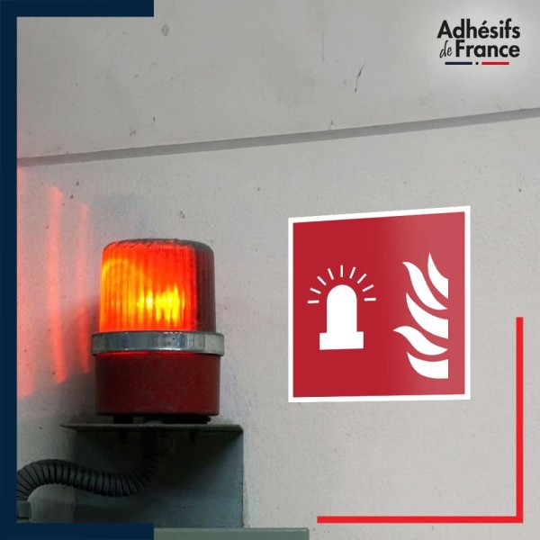 sticker autocollant norme iso 7010 Feu clignotant d'alarme incendie
