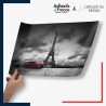 Adhésif Nature - Noir et Blanc - Tour Eiffel et voiture rouge