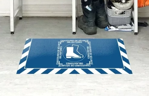 Marquage adhésif au sol : une solution simple pour organiser et sécuriser les espaces